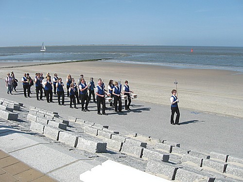 ../Images/028 - Musikzugtreffen auf Norderney, 21.05.11.jpg